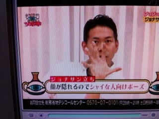 tqB[