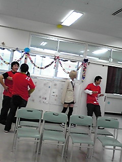 �J������