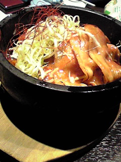 p(^^)q